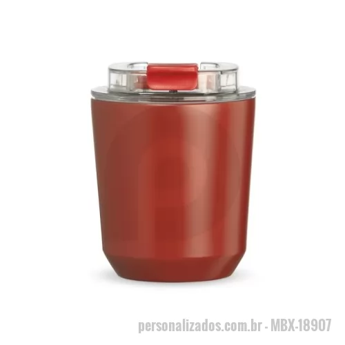 Copo térmico personalizado - Feito para manter as bebidas na temperatura ideal por horas, nosso copo térmico de 280ml é eficiente e funcional. Projetado com parede dupla de aço inoxidável, o copo possui uma tampa plástica com acesso ao bocal, além de uma tampa protetora para evitar derramamentos durante o transporte.