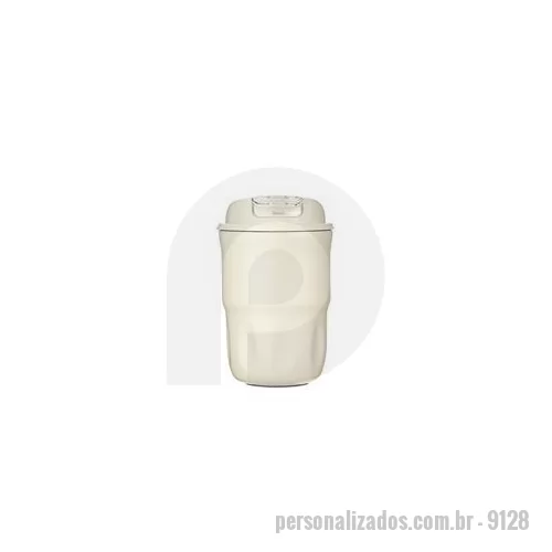 Copo térmico personalizado - Copo térmico em inox com pintura eletrostática, base antiderrapante e capacidade máxima de 350 ml. Conta ainda com tampa rosqueável em plástico com trava de segurança e acesso para alças. Acompanha alça em nylon com detalhe em couro sintético. Altura