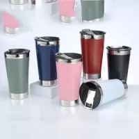 Copo térmico de inox com acabamento liso e capacidade 500ml, material livre de BPA. Contém tampa com abridor.  Altura :  17,1 cm  Largura :  9,1 cm  Circunferência :  29,3 cm  Medidas aproximadas para gravação (CxL):  12 cm x 6 cm  Peso aproximado (g):  329
