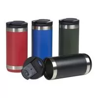 Copo térmico de inox, feito de parede dupla com capacidade para 350ml. Contém tampa plástica com bocal e trava de segurança.