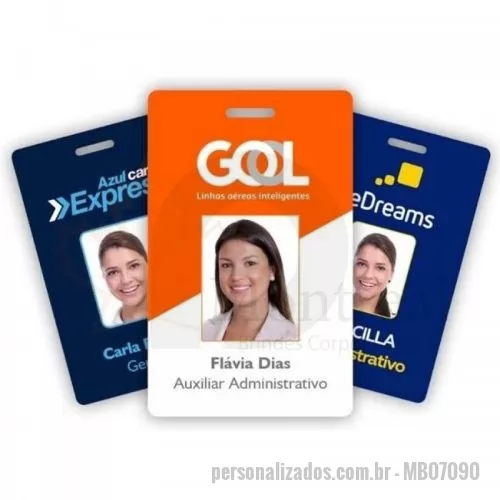 Crachá personalizado - Crachá em PVC gramatura 0,76. Gravação digital sem limites de cores, podendo gravar frente e verso. Tamanho: 5,5x8,6cm