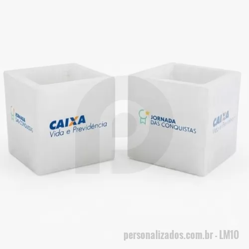 Decoração de ambiente personalizado - Luminaria de vela personalizada  com uma vela interna para acessa iluminar a peça. Decoração de eventos e mesa e lindo brinde. Pode ser persoalizada em 1 / 2 / 3 ou nas 4 faces