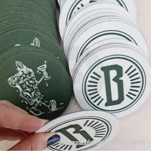 Descanso de copo ou xícara personalizado - Porta copos nos formatos redondo, quadrado e coração com impressão frente e verso colorido com entrega em até 24 horas para pequenas quantidades
