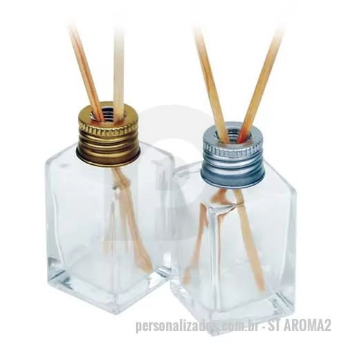 Difusor personalizado - Difusor de Ambiente Personalizado, Capacidade 30 ml, Material Vidro, Varetas Sim, inclusa 3, Embalagem Sim caixa em PVC, Aromas Alecrim, Flor de Cerejeira, Nila, Romã, Lavanda e morango