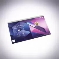 O display de PETG para computador é a solução perfeita para destacar e valorizar seu produto em lojas, combinando leveza e flexibilidade para fácil encaixe na tela do computador. Produzido com impressão UV de alta qualidade, garante um acabamento superior e durabilidade, adequando-se perfeitamente às necessidades personalizadas do cliente.  Este display exclusivo, desenvolvido em estreita colaboração com o cliente, que participou ativamente do processo de aprovação, é ideal para quem busca material promocional único e personalizado para lançamentos. Valorize seu produto com um display de acrílico PETG feito sob medida para você.