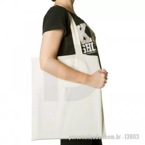 Ecobag personalizado - acola de algodão com alças costuradas na parte interna.  Altura :  37,5 cm  Largura :  30,5 cm  Medidas aproximadas para gravação (CxL):  30 cm x 30 cm  Tamanho total aproximado  (CxL):  Alça 29 cm  Peso aproximado (g):  69