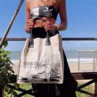 Ecobag Personalizada para brindes, feiras e eventos.  Fabricamos em  várias cores, medidas, modelos, materiais e  personalizações. Desde 1991 no seguimento de Bolsas Personalizadas. Enviamos para todo o Brasil.