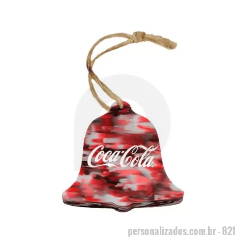 Enfeite de Natal personalizado - Green Plasticaria, fabricado 100% com plástico reciclado, produto inovador e eco sustentável, medindo6,8x6,5cm, a escolha ideal para o meio ambiente e para adequação às estratégias corporativas de ESG.