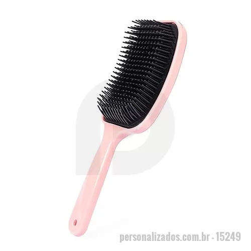 Escova de cabelo personalizada - Escova raquete feita inteiramente em plástico com cerdas flexíveis dispostas em alturas diferentes, ideal para todos os comprimentos e curvaturas de cabelos, especialmente os mais longos e volumosos.