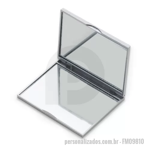Espelho de bolso personalizado - Descrição: Espelho retangular duplo sem aumento, material em plástico resistente com uma faixa na superfície e verso liso.  Altura :  6,7 cm  Largura :  8,3 cm  Medidas aproximadas para gravação (CxL):  3,5 cm x 8,3 cm  Peso aproximado (g):  48