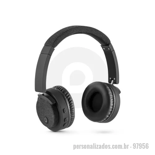 Fone de Ouvido Bluetooth personalizado - Fones de ouvido sem fios em ABS e tecido com ligação BT 5.0. O acabamento destaca-se por ser emborrachado, completado com detalhes em tecido. Ideais para complementar qualquer estilo e ouvir música sem parar, graças às 16h de autonomia e tempo de carregamento de 3h. Incluso, ainda, função mãos livres e microfone. A potência é de 32? e a frequência 20Hz-20kHz. Fornecidos em caixa presente preta com cabo de carregamento USB/micro USB. 95 x 155 x 52 mm | Caixa: 209 x 224 x 52 mm