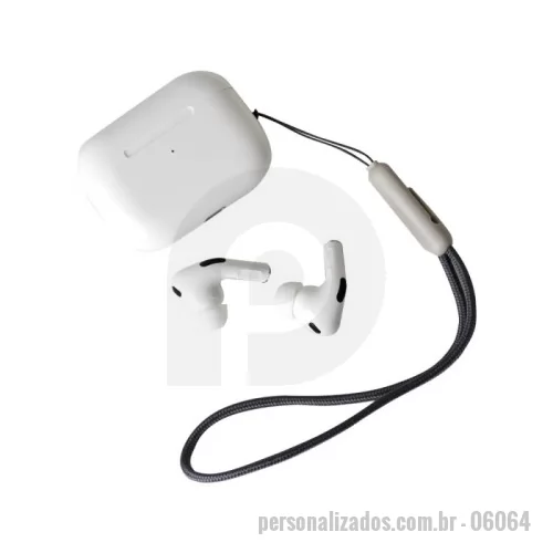 Fone de Ouvido Bluetooth personalizado - Fone de ouvido bluetooth com comandos touch e case carregador de fechamento magnético. Acompanha USB Lightning e cordão de nylon com clipe integrado que facilita a fixação em mochilas e bolsas.