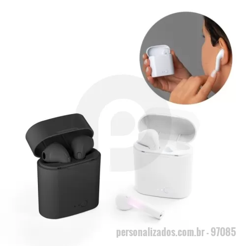 Fone de Ouvido Bluetooth personalizado - Fone de ouvido True Wireless em ABS com microfone e caixa de carregamento de 250 mAh. Possui transmissão sem fios BT v5.1, autonomia, aproximada, de 1h50, frequência 20Hz-20KHz, 98 dB e impedância de 32?. Cada fone tem um botão multifunções e a caixa tem uma porta micro USB para ser carregada. Fornecido em caixa presente. Auricular: 47 x 19 x 8 mm | Caixa: 55 x 64 x 26 mm