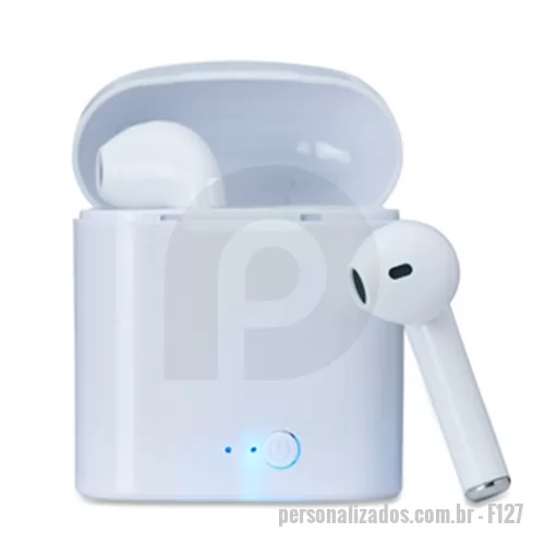 Fone de ouvido personalizado - Fone bluetooth plástico com case carregador. Fones com microfone embutido; Frequência 2.4 -2.485GHz e alcance 10 de metros. Acompanha cabo USB.