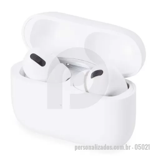 Fone de ouvido personalizado - Fone de ouvido bluetooth com comandos touch e case carregador de fechamento magnético. Acompanha cabo USB Lightning. Obs.: O CARREGAMENTO MÍNIMO DO PRODUTO DEVE SER DE 2 HORAS, PRESERVANDO DESTE MODO A SAÚDE DO PRODUTO E PROLONGANDO O SEU TEMPO DE VIDA ÚTIL.