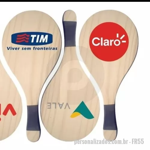 Frescobol personalizado - Kit frescobol com embalagem de malha plástica. Contém 2 raquetes de madeira com pegador de revestimento EVA e bolinha emborrachada.
