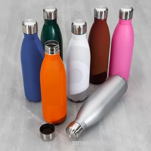 Garrafa de metal personalizada - Garrafa Inox 750ml  Descrição: Garrafa 750ml em inox com tampa rosqueável e pintura fosca. Obs.: Não é um modelo térmico.  Altura :  27,5 cm  Largura :  7,3 cm  Circunferência :  23 cm  Medidas aproximadas para gravação (CxL):  14 cm x 6 cm  Peso aproximado (g):  189