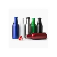Garrafa térmica 350ml em inox com tampa rosqueável e acabamento fosco. Altura : 20,9 cm Largura : 6,4 cm Circunferência : 20,2 cm Peso aproximado g : 194