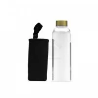 Garrafa de vidro personalizada com capacidade de até 650ml para armazenar sua bebida. Produzida em vidro borossilicato, um material durável e fácil de limpar. Contém também tampa de alumínio e uma capa protetora de neoprene que mantem a garrafa aquecida por mais tempo, a capa possui uma alça que facilita o transporte. Ideal para divulgar sua empresa em eventos corporativos, brindes personalizados e campanhas promocionais.