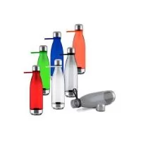 Garrafa em rPET com capacidade máxima de 700 ml. Possui tampa rosqueável e base metálicos, além de alça flexível de silicone. Altura : 26,5 cm Largura : 7,2 cm Circunferência : 22,5 cm Peso aproximado g : 113