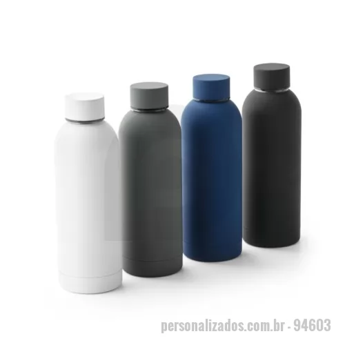 Garrafa térmica personalizada - Garrafa em aço inox (90% reciclado) de parede dupla térmica, isolada a vácuo, com tampa em aço inox. Parede com acabamento emborrachado dando um toque sofisticado. Capacidade até 550 mL. Preserva as bebidas quentes por 8 horas e as bebidas frias por 24 horas. ø70 x 220 mm