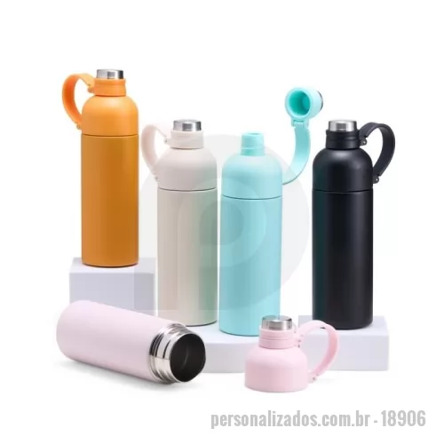 Garrafa térmica personalizada - Mantenha a bebida na temperatura ideal, seja ela quentinha ou bem gelada! Com excelente conservação, nossa Garrafa Térmica de 460ml, produzida em aço inoxidável 304 e base antiderrapante para maior estabilidade em superfícies, possui um design super prático com duas aberturas, sendo uma com bocal contendo tampa protetora rosqueável e alça emborrachada integrada para facilitar a locomoção, e outra abertura larga para facilitar o enchimento e a limpeza.  Mais do que prática, essa garrafa garante que a bebida mantenha sua qualidade térmica e sabor por muito mais tempo.