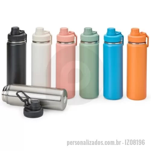 Garrafa térmica personalizada - Garrafa térmica inox com capacidade de até 750ml. A pintura eletrostática garante uma cor duradoura e acabamento de maior qualidade. Sua parede dupla e isolamento à vácuo mantém o líquido conservado por mais tempo e permite o uso da garrafa sem a necessidade de se preocupar em entrar em contato direto com o calor interno ou vazamentos. Além disso, a garrafa conta com uma tampa rosqueável e uma alça que facilita o transporte para qualquer lugar.  Altura :  26 cm  Largura :  7 cm  Circunferência :  24 cm