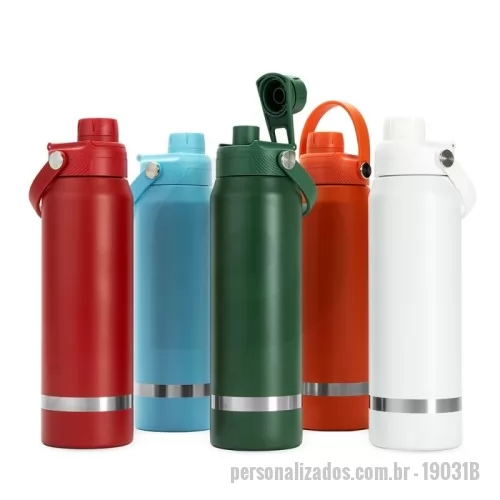 Garrafa térmica personalizada - Garrafa térmica Personalizada - 19031B - Garrafa Térmica Inox 800ml – Alta Qualidade e Desempenho Térmico  Descrição: Garrafa térmica fabricada em inox 304, com capacidade de até 800ml. Possui parede dupla com vedação a vácuo, que mantém a temperatura de bebidas quentes ou frias por mais tempo. Conta com tampa plástica rosqueável com protetor para o bocal e alça integrada para facilitar o transporte.  Especificações: Altura: 28 cm Largura: 8 cm Circunferência: 25,2 cm Área de gravação: 16 x 8 cm Peso: 412 g  Resistente e funcional, é ideal para o dia a dia, atividades ao ar livre ou como brinde corporativo de alto padrão. - 178270 - Garrafa térmica