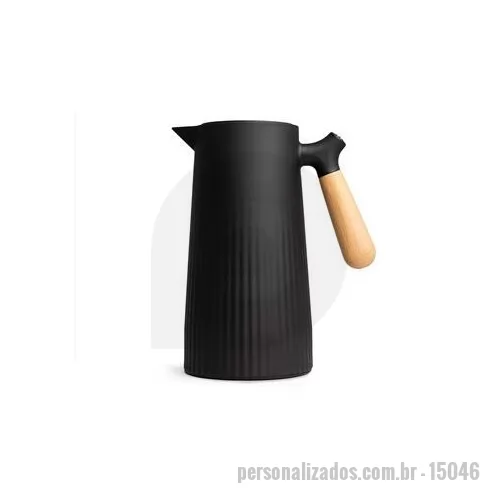 Garrafa térmica personalizada - Garrafa térmica com capacidade de 1 litro, fabricada em plástico com ampola de vidro na parte interna. Contém tampa rosqueável com botão no centro para abrir e fechar o líquido, cabo de madeira com detalhe na parte superior com aderência para o dedo 