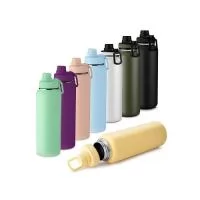 Garrafa térmica em aço inox com parede dupla isolada a vácuo,alça plástica para transporte, bico rosqueável para fácil acesso, com capacidade de 1,2l.  Conserva líquidos : ??3 horas ??4 horas