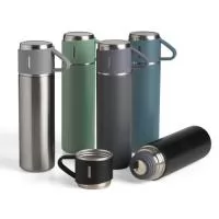 Garrafa térmica 450ml em inox com tampa que pode ser utilizada como caneca, tampa interna em plástico resistente (basta um clique para abrir ou fechar), base com borracha antiderrapante.