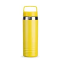 Garrafa térmica em inox com capacidade para até 700ml. Conta  com estrutura de parede dupla e vedação a vácuo para garantir a conservação da temperatura dos líquidos por mais tempo, além de tampa rosqueável em plástico com alça fixa para transporte.