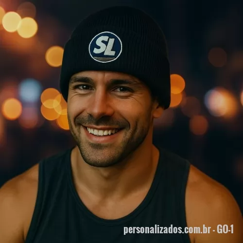 Gorro personalizado - Gorro Preto confeccionado com tecido 100% poliéster, tamanho único.
