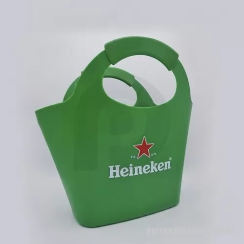 Ice Bag personalizado - Sacola Bag 12 Litros com maior capacidade e excelente área para personalização, ideal para ações promocionais, eventos corporativos, praias, clubes e feiras. Resistente, prática e versátil, oferece mais espaço para transportar itens com conforto e também pode auxiliar na conservação de bebidas. Um brinde útil e de grande visibilidade, que fortalece a presença da sua marca em diversos momentos do dia a dia.