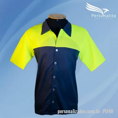 Jaleco personalizado - Jaleco brim, modelo com recorte e botões, manga curta, personalizado com seu logotipo em silk. Produzido com brim leve, material de alta qualidade composto em 100% algodão, proporcionando maior durabilidade, resistência, segurança e conforto ao colaborador. Disponível em diversas cores e com tamanhos do P ao EXG. Detalhes como bolsos, botões, cobre botões, faixa refletiva etc podem ser inseridos, consultar valores
