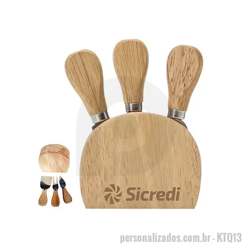 Kit acessórios para queijo personalizado - Kit queijo com três peças e base de madeira.