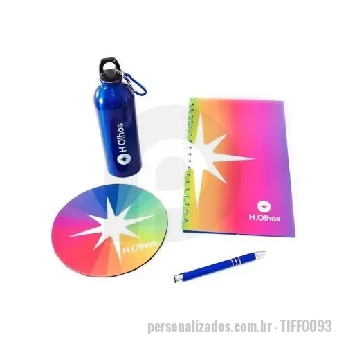 Kit Boas Vindas personalizado - Kit Boas Vindas contendo: - 01 caderno no tamanho 18 x 25cm, capa dura personalizada em 4 cores, miolo com 100 folhas personalizada em 1 cor; - 01 caneta esferográfica de metal personalizada em Silkscreen 1 cor; - 01 Squeeze de Metal com capacidade de 500 ml, com tampa plástica rosqueável com mosquetão. Personalizada em Silkscreen 1 cor; - 01 Mouse pad (redondo ou redangular) personalizado em Sublimação Colorido. Kit vem em caixa de papelão com tampa acoplada toda personalizada com adesivo vinil fosco.