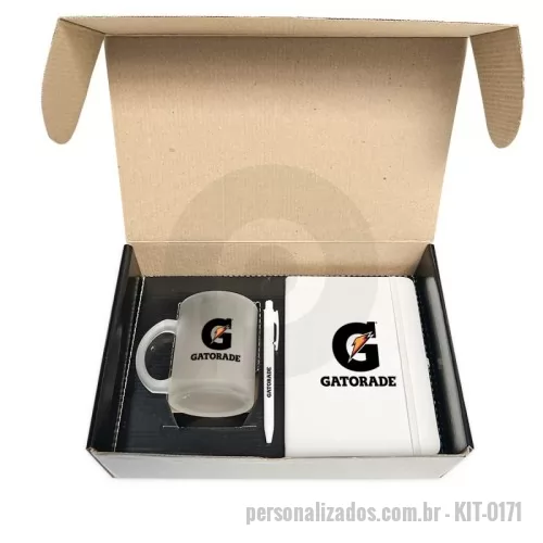 Kit Boas Vindas personalizado - Kit boas vindas personalizado, contém caneca em vidro com efeito fosco com capacidade até 340 ml, caderneta emborrachada com porta caneta em nylon sem pauta, 13,3x17,7x1,9cm, caneta plástica 13,7x1,5cm e caixa (sedex) 30x20x10cm , em cartão duplex com impressão chapada em preto, acoplado em micro ondulado. Berço 29x19,5x4cm