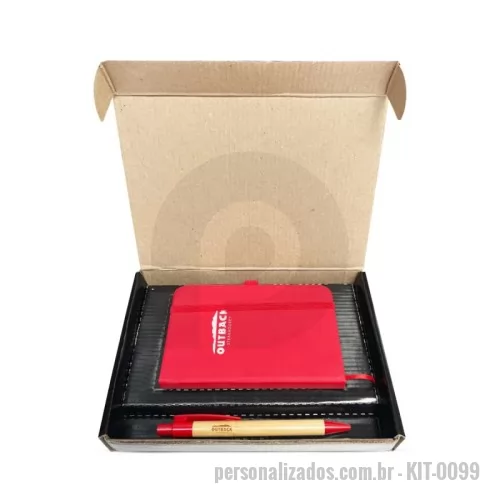 Kit Boas Vindas personalizado - Kit boas vindas personalizado, contém caderneta tipo moleskine emborrachada 8,8x12x1,2cm, caneta ecológica em bambu com detalhes plásticos 14,7x1,5cm e caixa (sedex) 21x14,5x3cm , em cartão duplex com impressão chapada em preto, acoplado em micro ondulado. Berço 21x14x3cm.