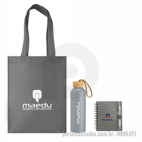 Kit Boas Vindas personalizado - SACOLA: Sacola de tnt com costura termo selada. GARRAFA: Garrafa de alumínio com capacidade de até 800ml. Feita com material de alta resistência CADERNO+CANETA: Caderno plástica wire-o com caneta e suporte para encaixe. Caneta plástica com detalhe emborrachado, carga esferográfica na cor azul e acionamento por clique.