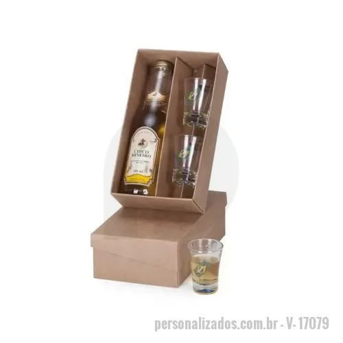 Kit cachaça personalizado - Kit cachaça Personalizado contendo: 1 Cachaça Chico Mineiro Prata 275ml. 2 Copos de vidro ole 60ml (com ou sem bandeira) 1 Caixa e berço corte e vinco em papel cartão kraft 300gr Peso 850g / 23.5x13x7cm F168B/23/T284