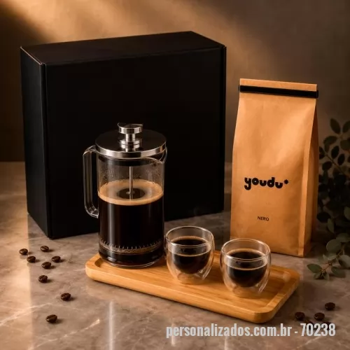 Kit café personalizado - Kit café Pressa Nero com prensa francesa em vidro borossilicato e inox de 740ml, conjunto de xícaras em vidro isotérmico de parede dupla de 80ml, café moído especial personalizado de 250g e caixa para presente assinada Youdu.
