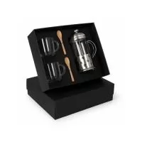 Kit Café Premium Personalizado contendo: cafeteira Francesa de 350ml, 2 canecas de vidro de 250ml cada, 2 colheres de bambu com personalização nas peças e na tampa da caixa