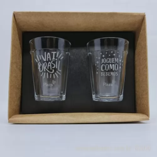 Kit copo personalizado - Kit copo Personalizado - D2010 - 2 Copos de vidro Americano - dentro de uma caixa em papel Kraft - 149070 - Kit copo
