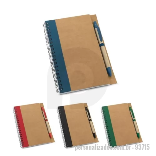Kit de Caderno e Esferográfica personalizado - Caderno B6 personalizado com capa dura em cartão, espiral e 120 páginas lisas em papel 100% reciclado. Possui suporte lateral para caneta e acompanha caneta esferográfica com escrita azul, formando um conjunto prático para anotações, reuniões, treinamentos e uso diário. Ideal para brindes corporativos, eventos, feiras, kits de onboarding, campanhas sustentáveis e presentes para clientes e colaboradores. A capa oferece ótima área para personalização com logotipo ou identidade visual da empresa. Produto funcional, econômico e com apelo ecológico. Medidas aproximadas: 13 x 17,7 cm.