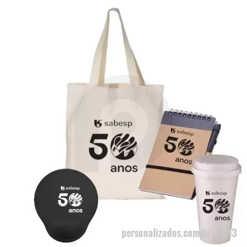 Kit ecológico personalizado - 1 Sacola de algodão com alças costuradas na parte interna. Altura :38,5 cm X Largura :33,3 cm 1 Mouse Pad Ergonômico 1 Bloco de Anotações Ecológico com Caneta 1 Copo Fibra de Arroz 550ml