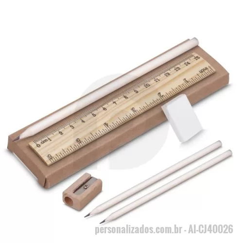 Kit escritório personalizado - Kit Escritório, contendo:  3 Lápis de bambu reciclado; 1 Apontador de bambu reciclado; 1 Régua de bambu reciclado 15cm; 1 Borracha.  Acompanha estojo em papel kraft