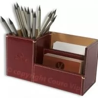 Porta Canetas em Couro legítimo ou Sintético Porta Canetas Porta Cartão de visita Porta Bloco  Todo pespontado  Amarração com cordão nos cantos - Fino acabamento com pintura de borda