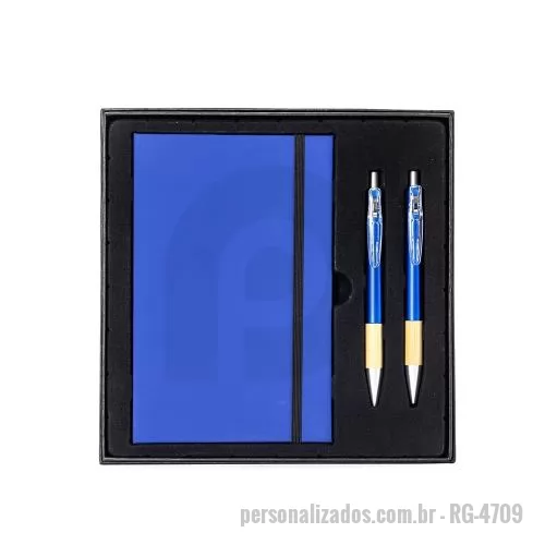 Kit executivo personalizado - Kit com caderneta (capa dura papelão, ~82 folhas pautadas), caneta e lapiseira com detalhes em bambu.