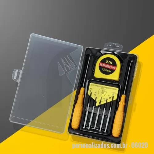 Kit ferramenta personalizado - Descrição: Kit ferramenta 8 peças em estojo plástico com trava de segurança. Contém chave Phillips, trena de 2 metros com trava, conjunto de 5 chaves de precisão e chave de fenda.  Largura :  12,5 cm  Comprimento :  20,3 cm  Espessura :  3 cm
